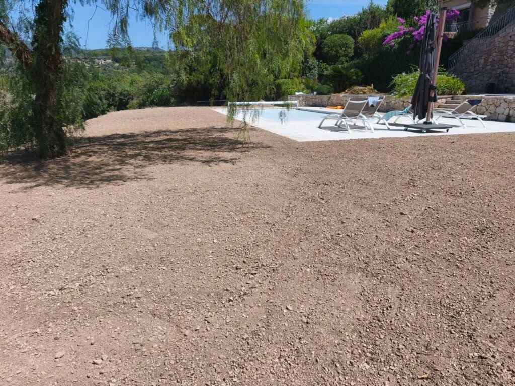 Terrassement piscine à Saint-Vallier-de-Thiey